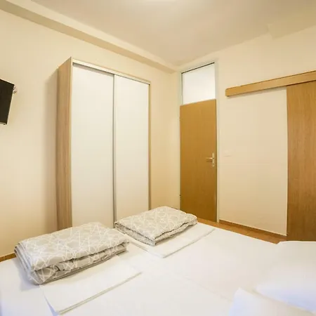 Apartment Cvita Gradac (Split-Dalmatia) Exterior photo