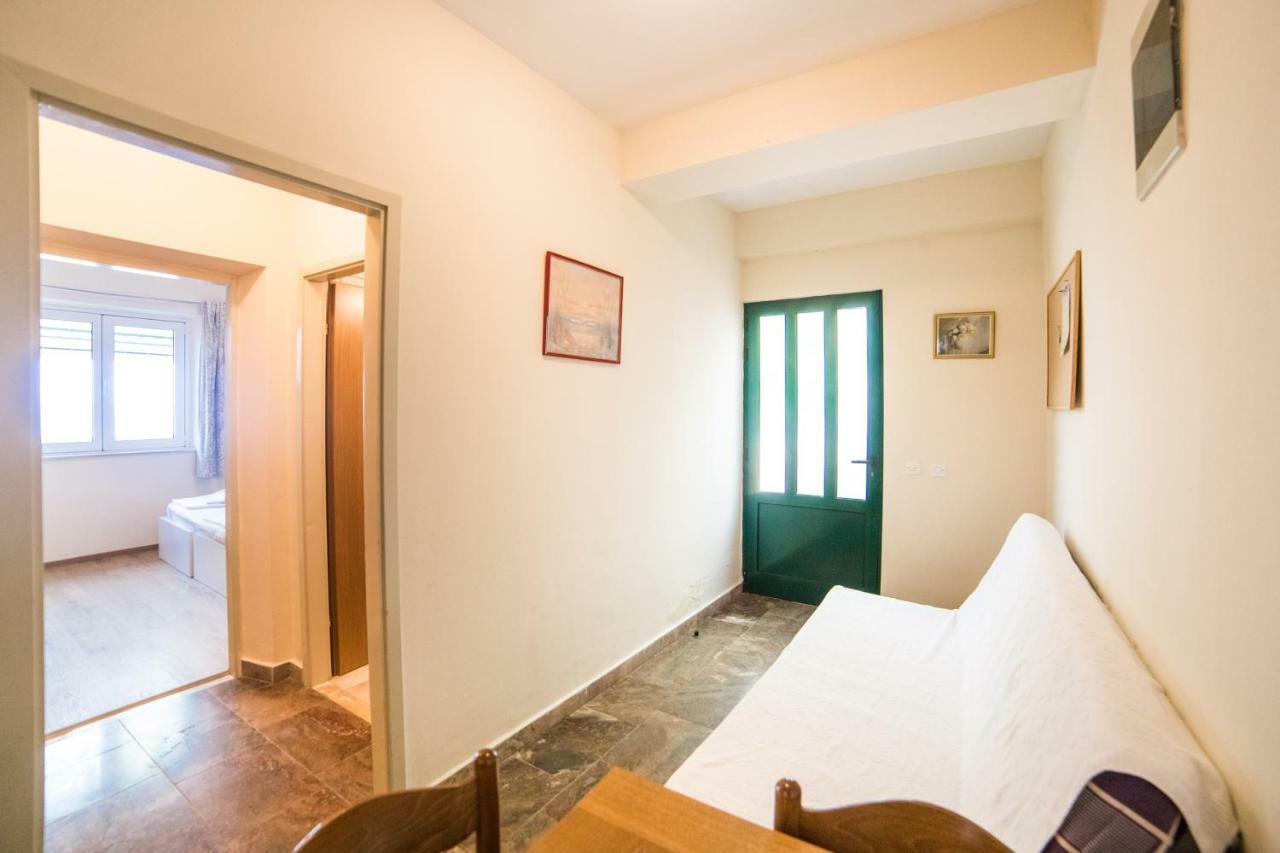 Cvita Gradac (Split-Dalmatia)