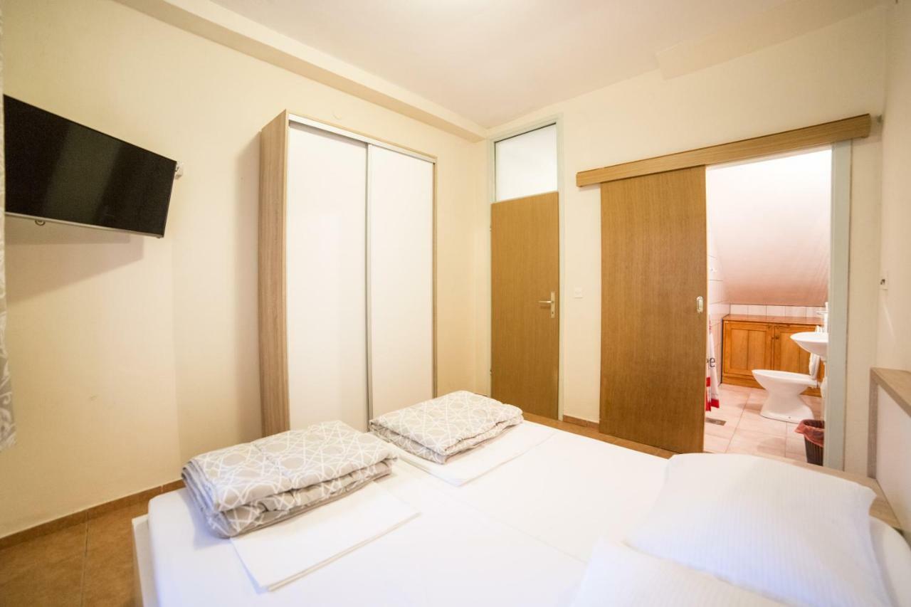 Cvita Apartment *
