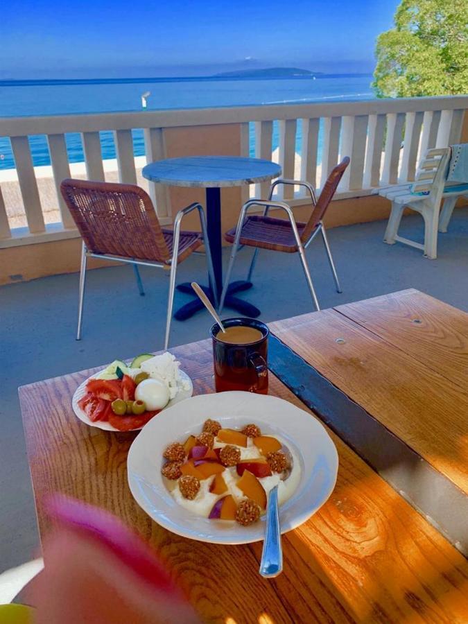 Apartment Cvita Gradac (Split-Dalmatia)